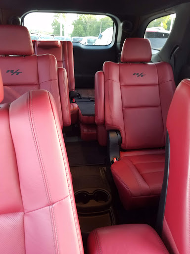 Car Dealer «Stew Hansen Dodge Ram Chrysler Jeep», reviews and photos, 12103 Hickman Rd, Des Moines, IA 50323, USA