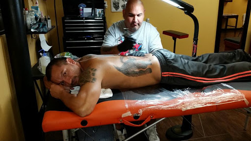 Tattoo Shop «Lizards Ink Tattoo Studio Denton», reviews and photos, 1111 E McKinney St, Denton, TX 76209, USA