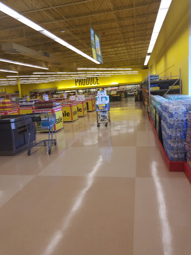 Grocery Store «Harveys Supermarket», reviews and photos, 1605 Shurling Dr, Macon, GA 31211, USA