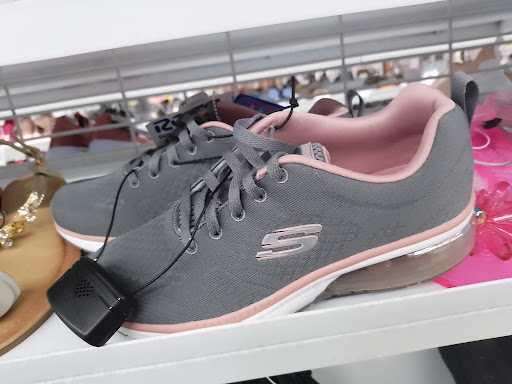 Clothing Store «Ross Dress for Less», reviews and photos, 3331 Jefferson St, Napa, CA 94558, USA