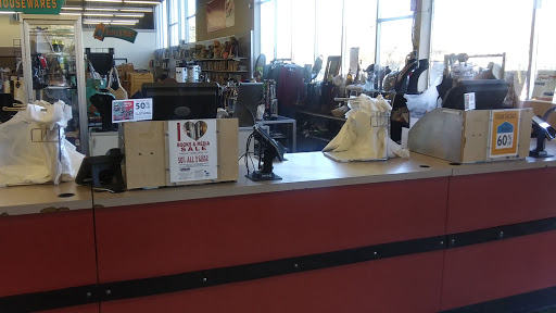 Thrift Store «Thrift Town», reviews and photos, 410 El Camino Ave, Sacramento, CA 95815, USA
