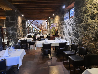 Restaurante Casa Osmunda - Subida al Mirador de la Concepción, 2, 38710 Breña Alta, Santa Cruz de Tenerife, Spain