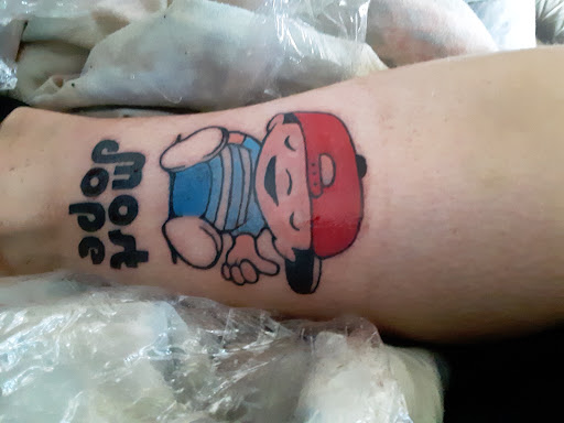 Tattoo Shop «Darkside Tattoo», reviews and photos, 1404 S Webster Ave, Green Bay, WI 54301, USA