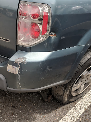 Auto Repair Shop «Koons Collision Repair Center», reviews and photos, 5800 Edsall Rd, Alexandria, VA 22304, USA