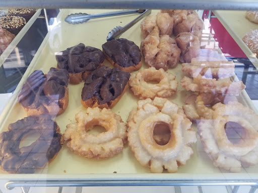 Donut Shop «Jelly Donut», reviews and photos, 8111 Van Nuys Blvd # 101, Van Nuys, CA 91402, USA