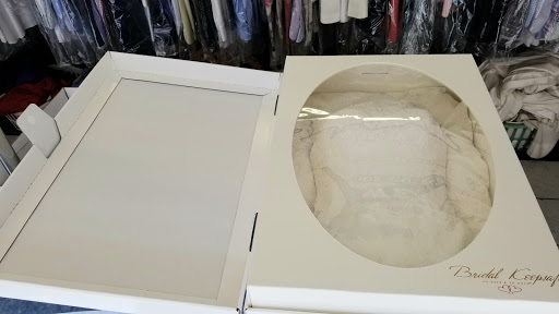 Dry Cleaner «Seal Beach Cleaners», reviews and photos, 331 Main St, Seal Beach, CA 90740, USA