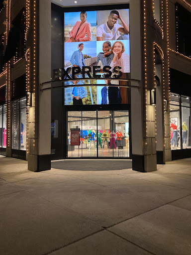 Clothing Store «Express», reviews and photos, 4090 The Strand E, Columbus, OH 43219, USA