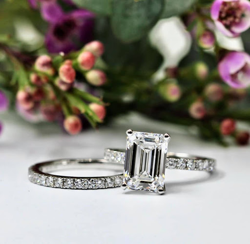 Jewelry Store «Benchmark Jewelers - Town East Mall», reviews and photos, 1162 Town East Mall, Mesquite, TX 75150, USA