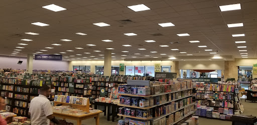 Book Store «Barnes & Noble», reviews and photos, 451 E Altamonte Dr, Altamonte Springs, FL 32701, USA