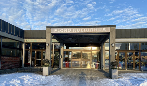 Flora community center