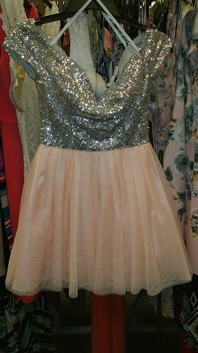 Clothing Store «Burlington Coat Factory», reviews and photos, 4293 Winston Ave #2, Covington, KY 41015, USA