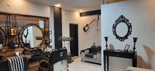 Lucca barber studio