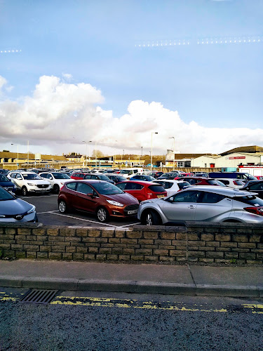 Reviews of Embassy Car Park in Bridgend - Parking garage