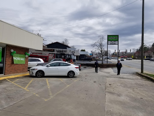 Cell Phone Store «Cricket Wireless Authorized Retailer», reviews and photos, 1344 Asheville Hwy, Hendersonville, NC 28791, USA