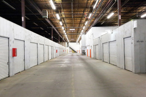 Self-Storage Facility «Public Storage», reviews and photos, 5829 Ogden Ave, Cicero, IL 60804, USA