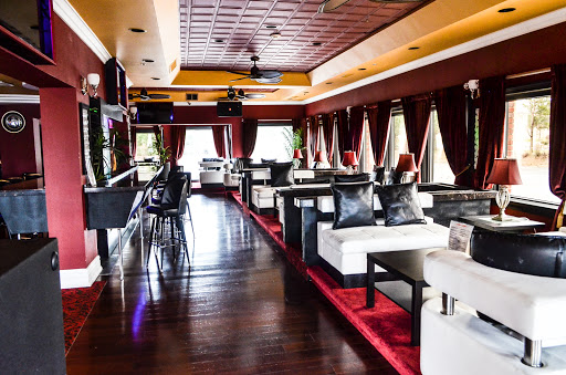 Lounge «Escape Lounge & Sports Bar», reviews and photos, 801 E Algonquin Rd, Schaumburg, IL 60173, USA