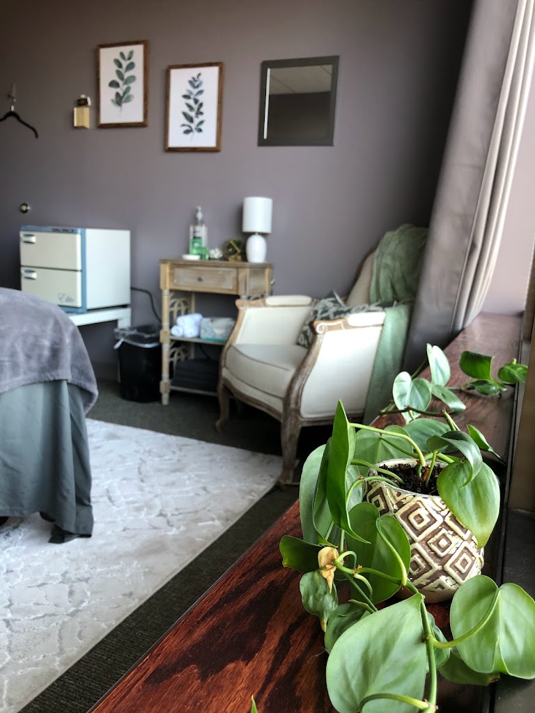 Full Focus Massage Therapy 66215