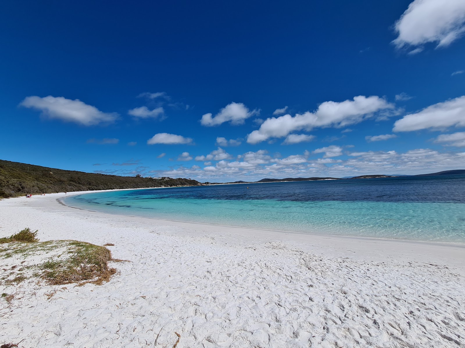Foto de Frenchman Beach con arena beige superficie