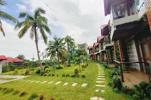 Padma Luxury Resort image