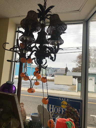 Thrift Store «Junke & Treasures», reviews and photos, 4501 Pacific Ave, Wildwood, NJ 08260, USA