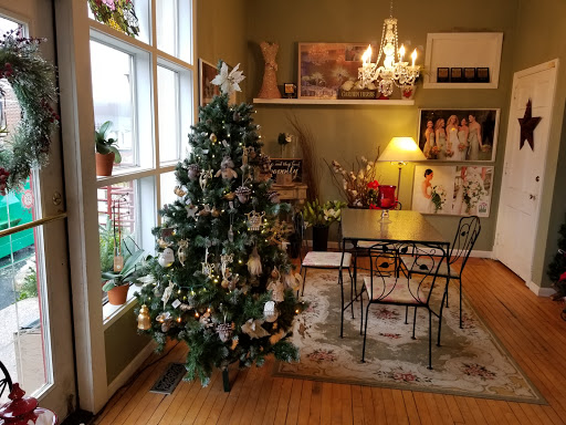 Florist «Agnew Florist-Watertown», reviews and photos, 587 Main St, Watertown, CT 06795, USA