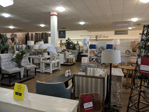 Department Store «Marshalls & HomeGoods», reviews and photos, 5915 20th St, Vero Beach, FL 32966, USA