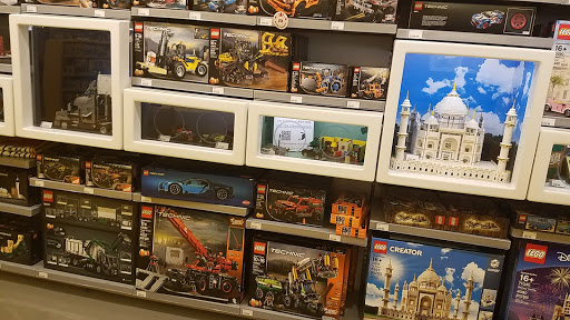 Toy Store «The LEGO Store», reviews and photos, 26300 Cedar Rd, Beachwood, OH 44122, USA