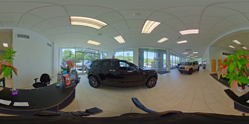 Car Dealer «Robert Green Chrysler Dodge Jeep», reviews and photos, 178 Bridgeville Rd, Monticello, NY 12701, USA