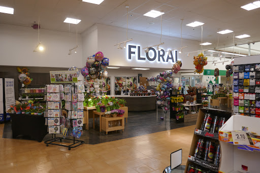 Grocery Store «Stop & Shop», reviews and photos, 1100 Massachusetts Ave, Dorchester, MA 02125, USA