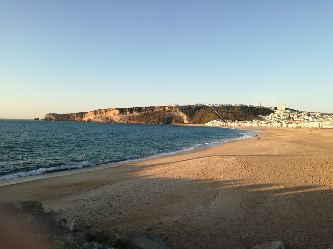 Av. Manuel Remígio 5, 2450-106 Nazaré