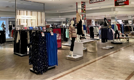 Department Store «Lord & Taylor», reviews and photos, 158 Walt Whitman Rd, Huntington Station, NY 11746, USA