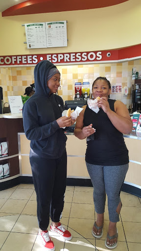 Bakery «Krispy Kreme Doughnuts», reviews and photos, 222 E. FM 1382, Cedar Hill, TX 75104, USA