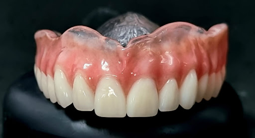 Logo da empresa - ODONTOLOGIC - Laboratório de Próteses Dentária