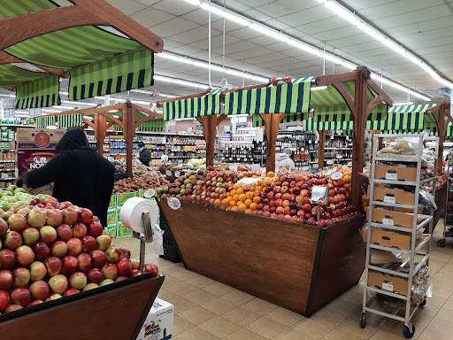 Grocery Store «Devon Market», reviews and photos, 1440 W Devon Ave, Chicago, IL 60660, USA