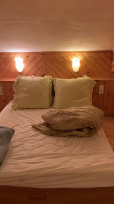 Chambres Hébergement GÎTES DES FLEURS - BONNEFOY - Sénas 13560 Sénas