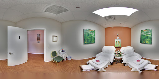 Massage Therapist «Serenity Spa», reviews and photos, 9163 W Union Hills Dr #104, Peoria, AZ 85382, USA
