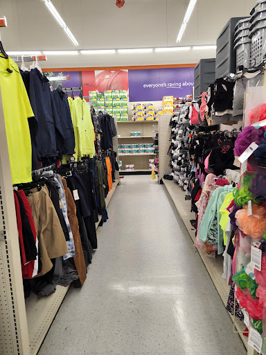 Discount Store «Big Lots», reviews and photos, 29712 Southfield Rd, Southfield, MI 48076, USA