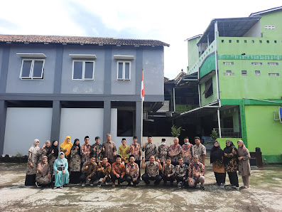 Komunitas - SMA Insan Mulia Boarding School "IMBS" Yogyakarta