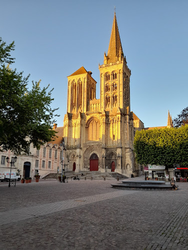 hôtels Inter-Hôtel Cathédrale Lisieux Lisieux