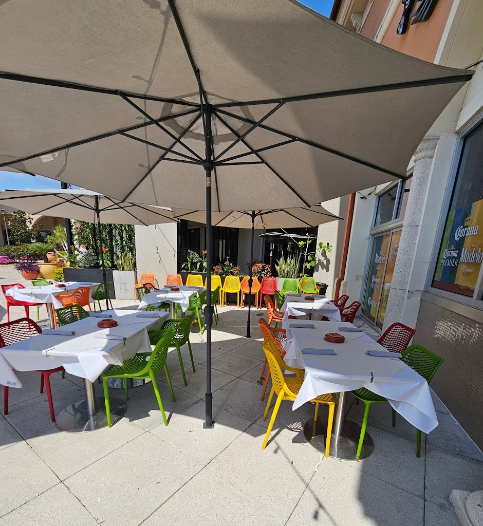 El Nido Modern Mexican 33928