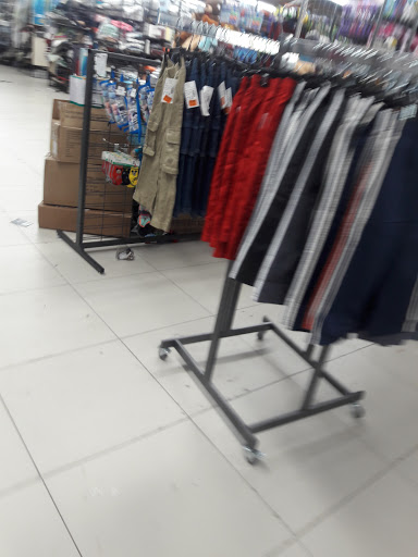 Discount Store «Fallas Discount Stores», reviews and photos, 10715-10739 MacArthur Blvd, Oakland, CA 94605, USA