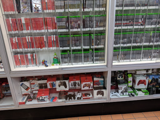 Collectibles Store «The Exchange», reviews and photos, 1524 N Milwaukee Ave, Chicago, IL 60622, USA