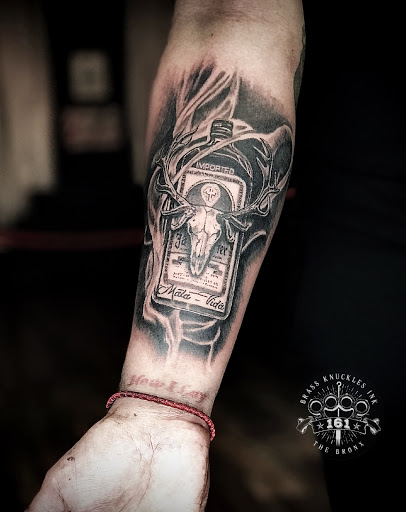 Explore tattoo ideas daisy, creative tattoo ideas in Bronx, available at Brass Knuckles Ink Tattoo Studio