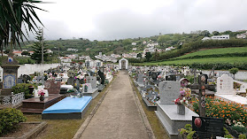 Capela de Nossa Senhora do Rosário e Cemitério.