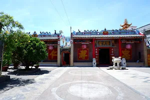 Guan Di Temple image