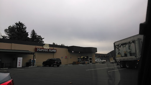 Grocery Store «Harvest Market Estacada», reviews and photos, 280 N Broadway St, Estacada, OR 97023, USA