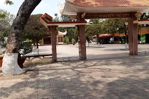 Nguyen Thi Bay Park image