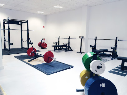 Magnvs Strenght Gym - Carrer Sant Isidre, 48, 17003 Girona, Spain