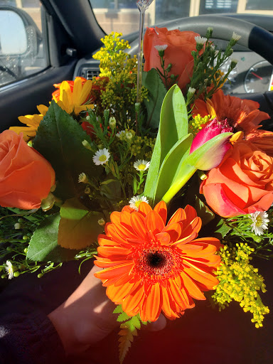 Florist «Paul Buettner Florist», reviews and photos, 1122 Burnside Ave, East Hartford, CT 06108, USA