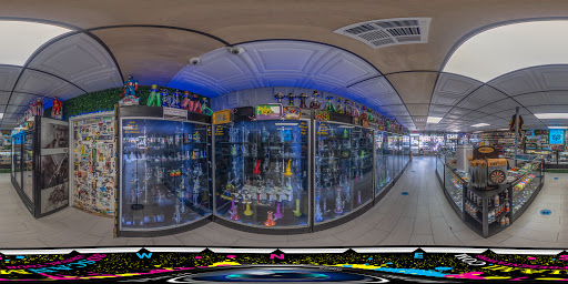 Tobacco Shop «Smokin Spades Premier Smoke and Vapor Shop», reviews and photos, 11180 W Flagler St #7, Miami, FL 33174, USA